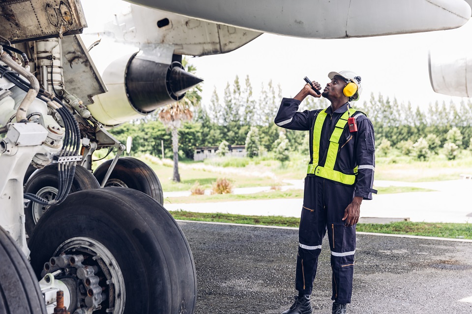 AOG aircraft maintenance