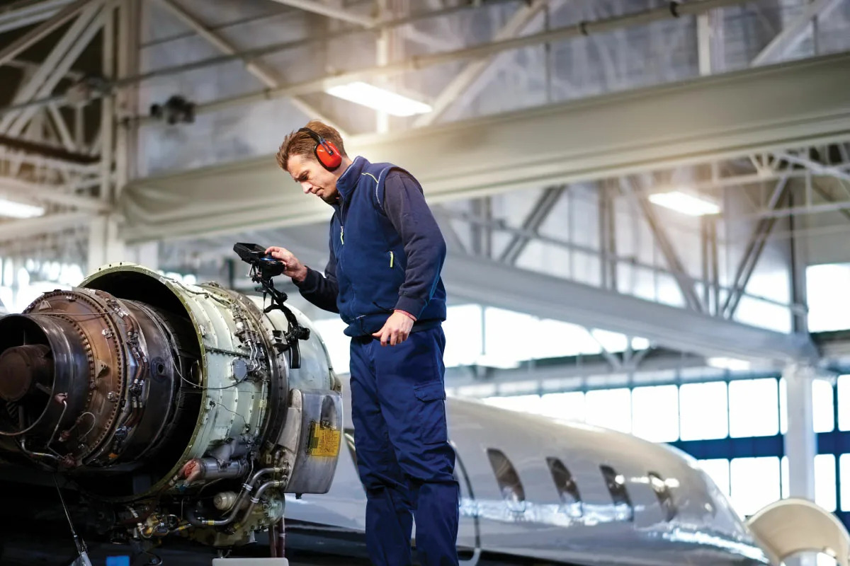 Aircraft Engine Repair in Florida